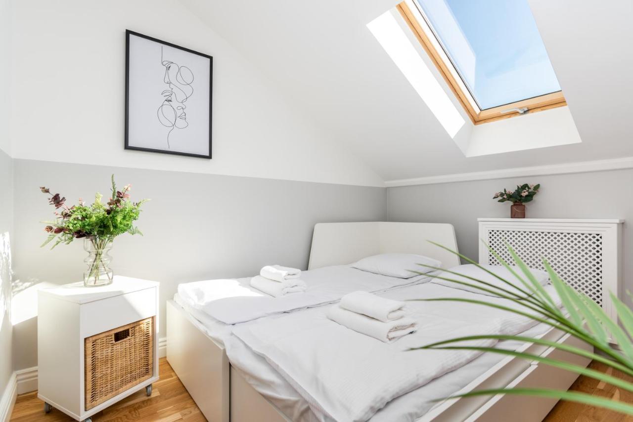 Riverside Premium Class Apartment - By Upstairs Cracovia Esterno foto