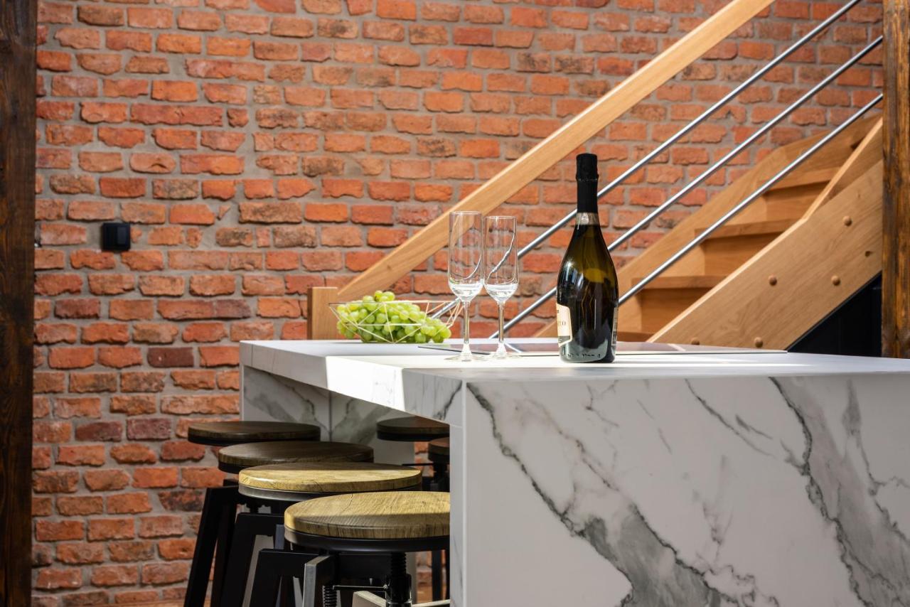 Riverside Premium Class Apartment - By Upstairs Cracovia Esterno foto