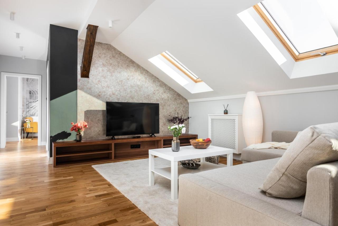 Riverside Premium Class Apartment - By Upstairs Cracovia Esterno foto